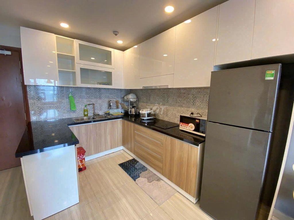 Cho thuê chung cư 2p ngủ Cộng Hòa Plaza giá 11tr/th