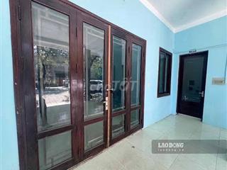 Cho thuê nhà 2 tầng gần trường, chợ, An ninh tốt