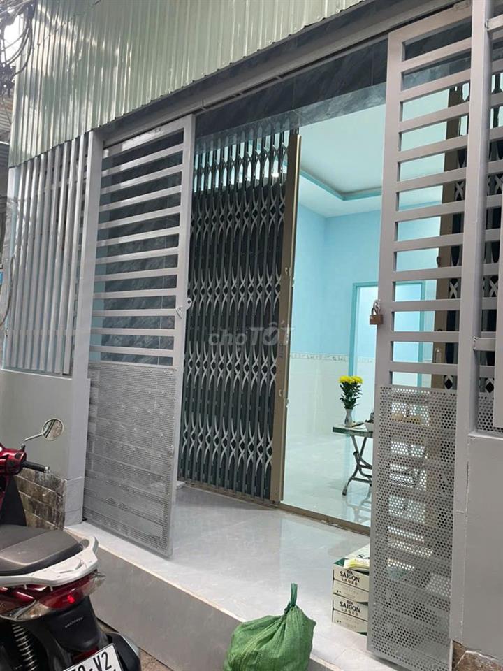 Cần bán nhà gần khu Thành Long, Xã Bình Hưng, Thành phố Hồ Chí Minh