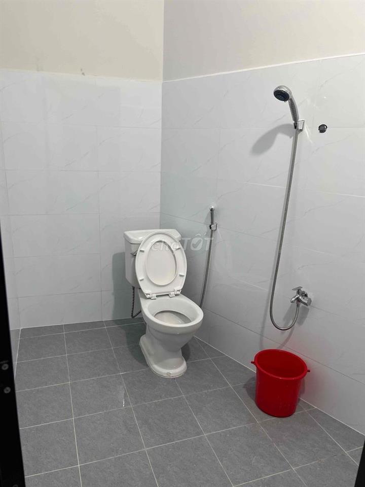Cho thuê nhà nguyên căn mặt tiền đường xe Ôtô