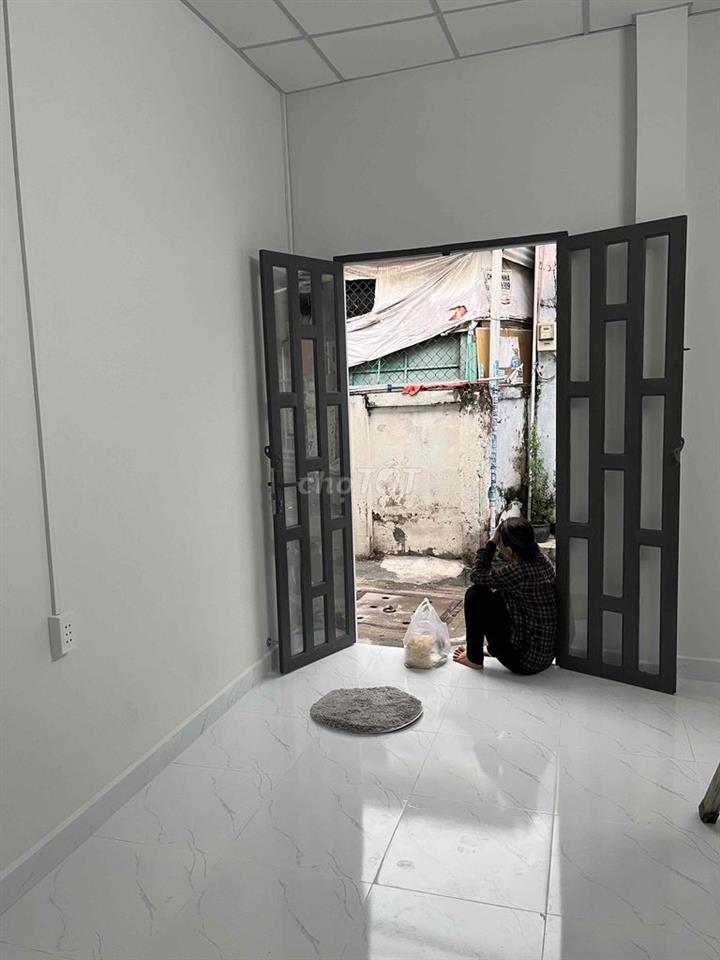 Cho thuê nhà nguyên căn mặt tiền đường xe Ôtô
