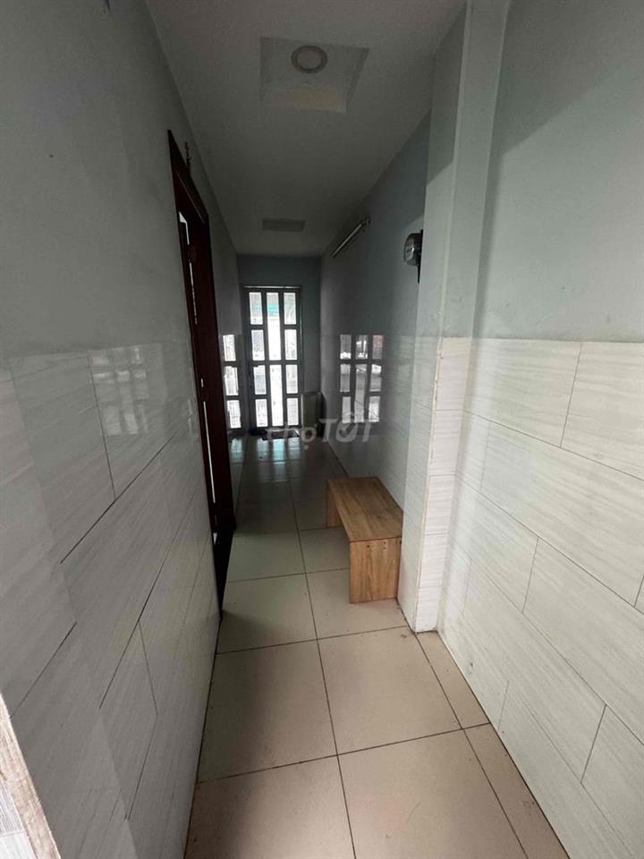 CHO THUÊ PHÒNG CÓ CỬA SỔ BAN CÔNG THOÁNG MÁT - GIỜ GIẤC TỰ DO - CHỈ 2T