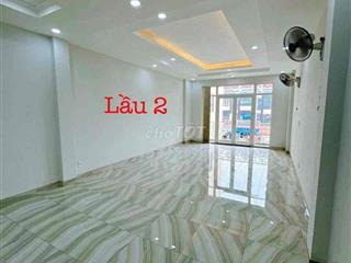 🏢 CHO THUÊ VĂN PHÒNG MẶT TIỀN BẠCH ĐẰNG, BÌNH THẠNH – ~63M² – 11–12TR/
