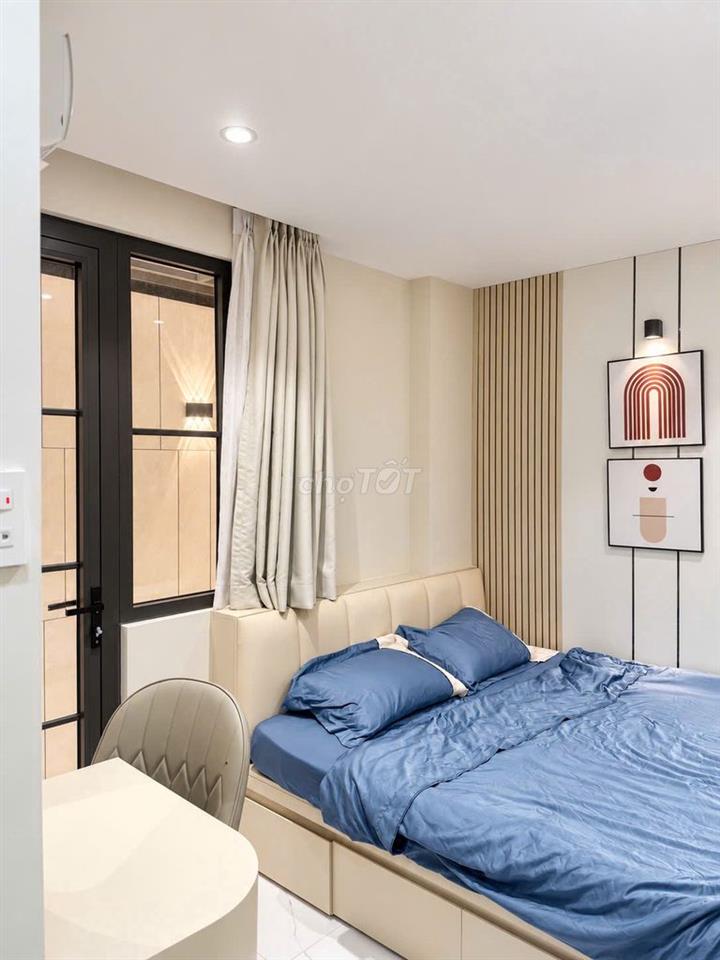 Thuê căn hộ Tân Bình hiện đại có Cửa sổ có Nội thất