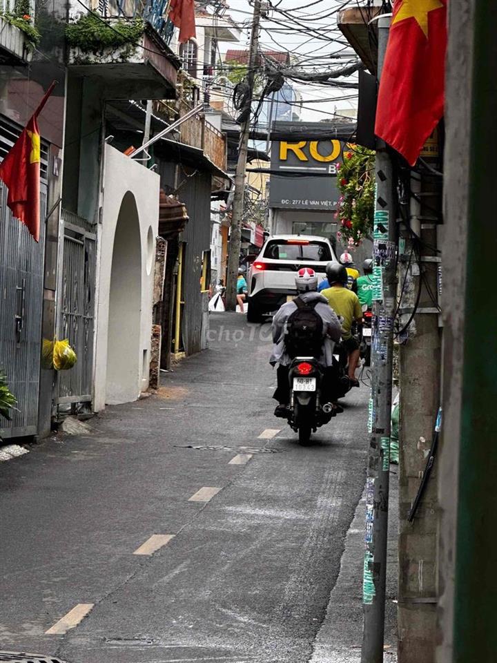Cho thuê nhà nguyên cănn đường số 2 Lê Văn Việt