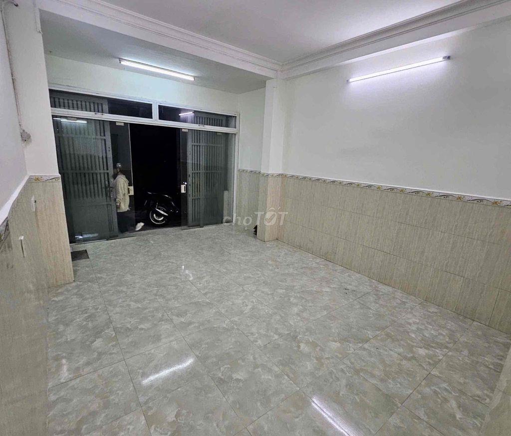 Cho thuê nhà Đường 14 BHHA 2PN 2WC