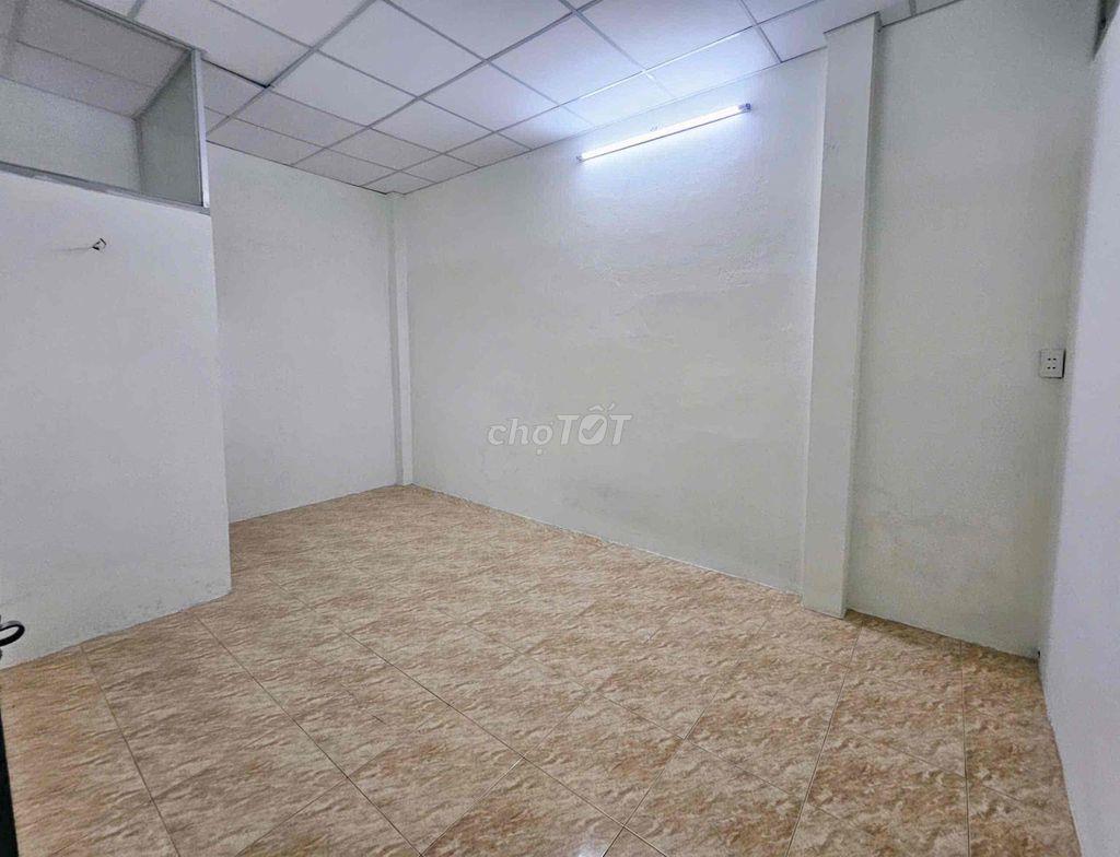 Cho thuê nhà Đường 14 BHHA 2PN 2WC