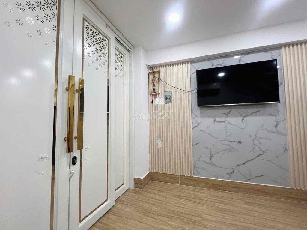 CẦN BÁN LẠI CĂN NHÀ CÓ 2 MẶT HẺM THÔNG THOÁNG 391 TRẦN HƯNG ĐẠO