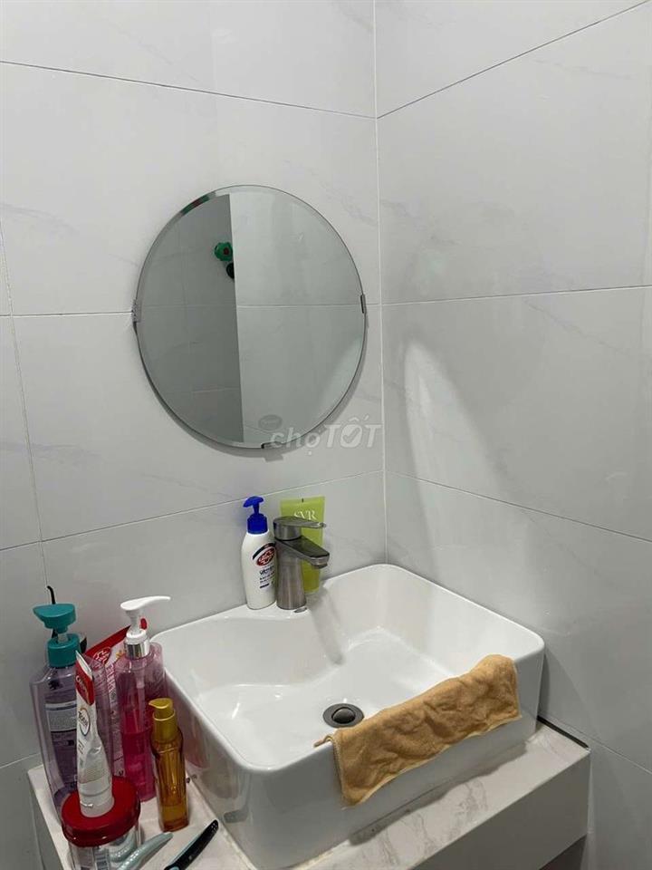 Mình cần pass phòng ở Cát Lái