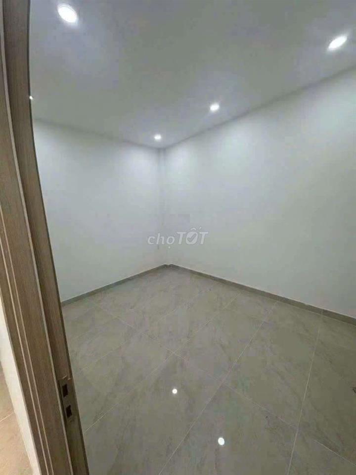 CHO THUÊ NHÀ NC 1/ PHAM VĂN CHIÊU F9 GÒ VẤP .HẺM THÔNG XE HƠI TỚI CỬA
