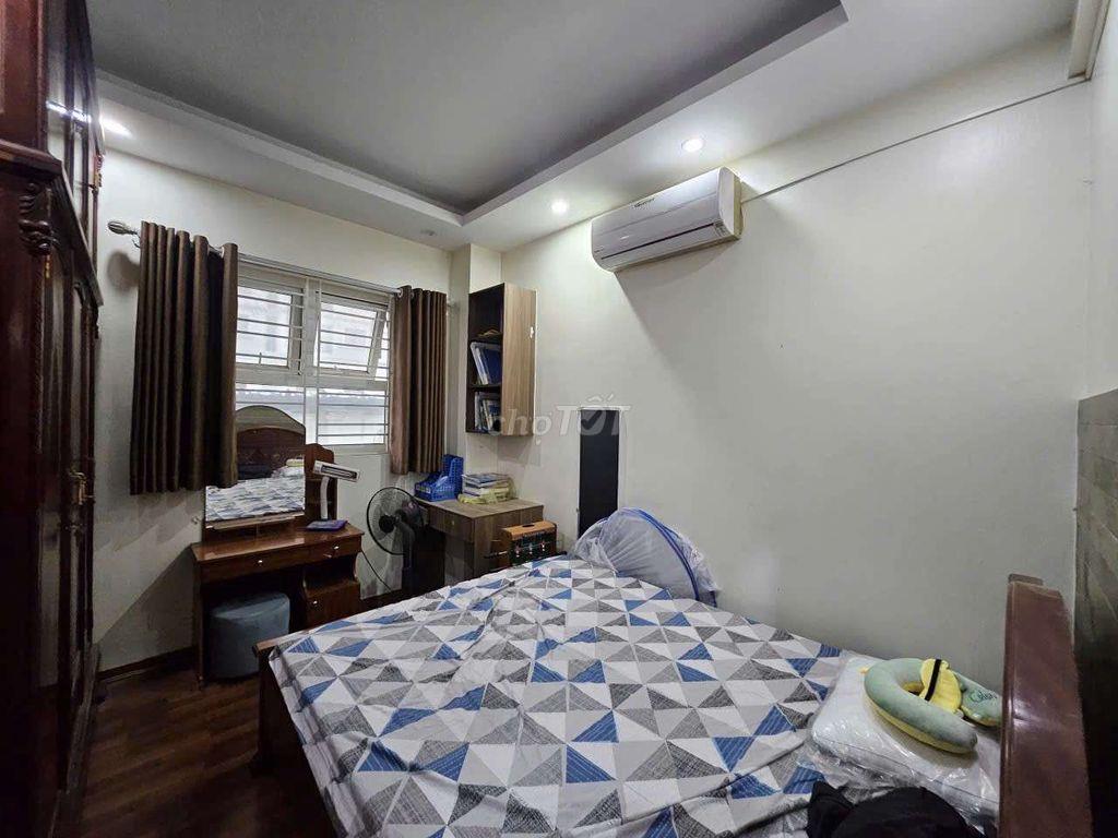 Chính chủ chuyển công tác bán gấp CC 2 ngủ view IRIS Mỹ Đình