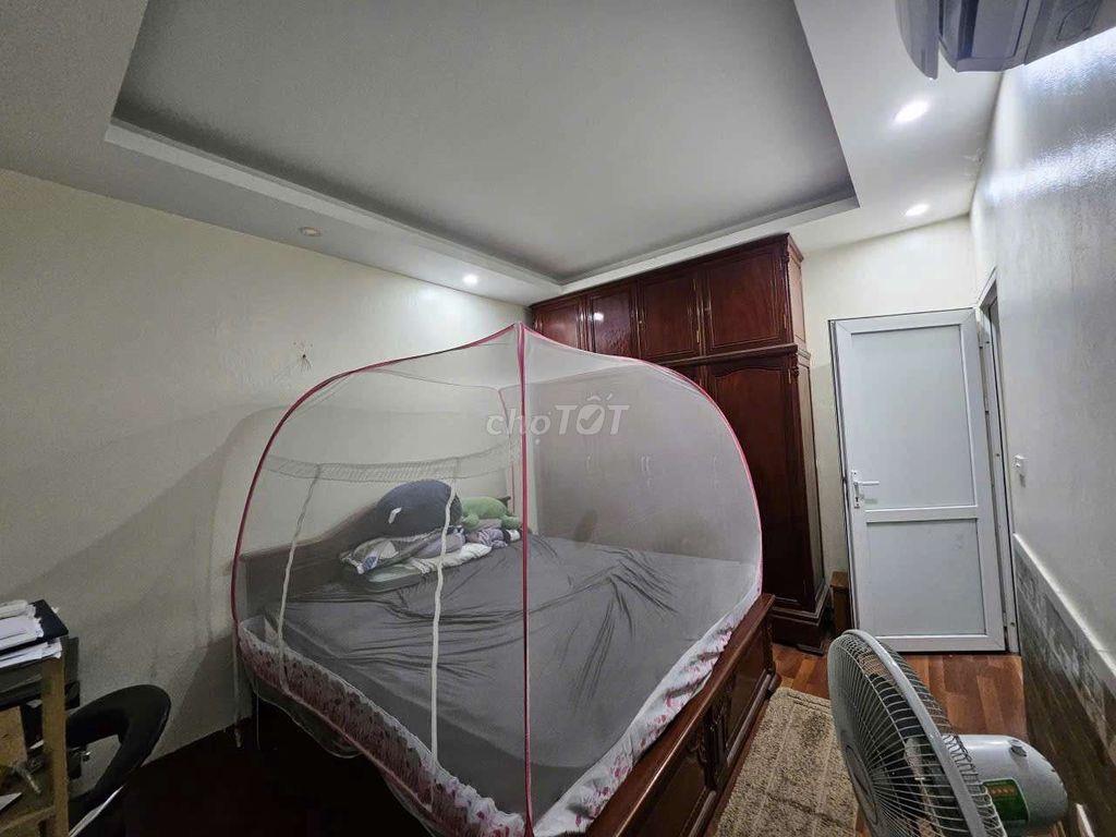 Chính chủ chuyển công tác bán gấp CC 2 ngủ view IRIS Mỹ Đình