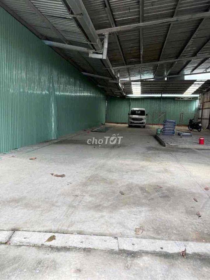 Cho thuê kho 350m2 Trống suốt Trần Cao thông thoáng