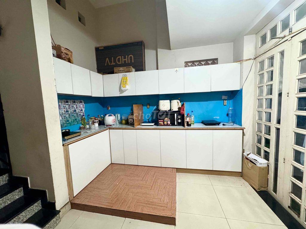 Share 1 phòng trong căn 2pn