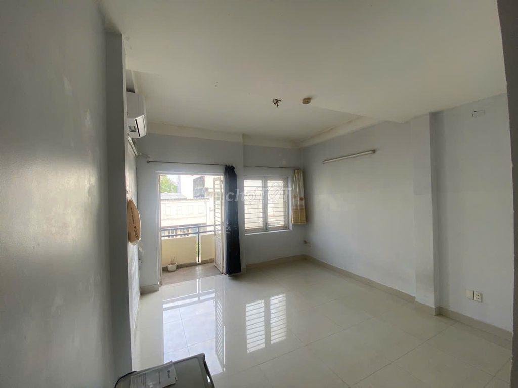 Cần cho thuê phòng hẻm đối diện ĐH Bách Khoa