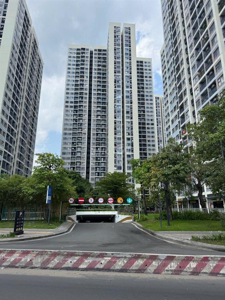 Chính chủ Cần bán Căn Hộ Full nội thất : Vinhome Granpark Q9