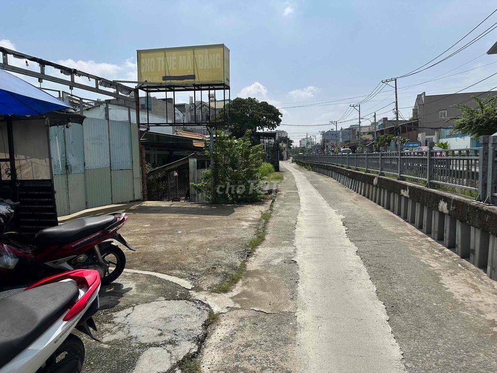 cho thue đát đang làm bãi xe