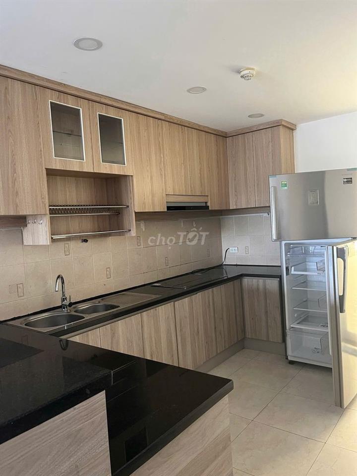 CHO THUÊ CĂN HỘ TẠI HÙNG VƯƠNG PLAZA 120M2 3PN GIÁ 22TR