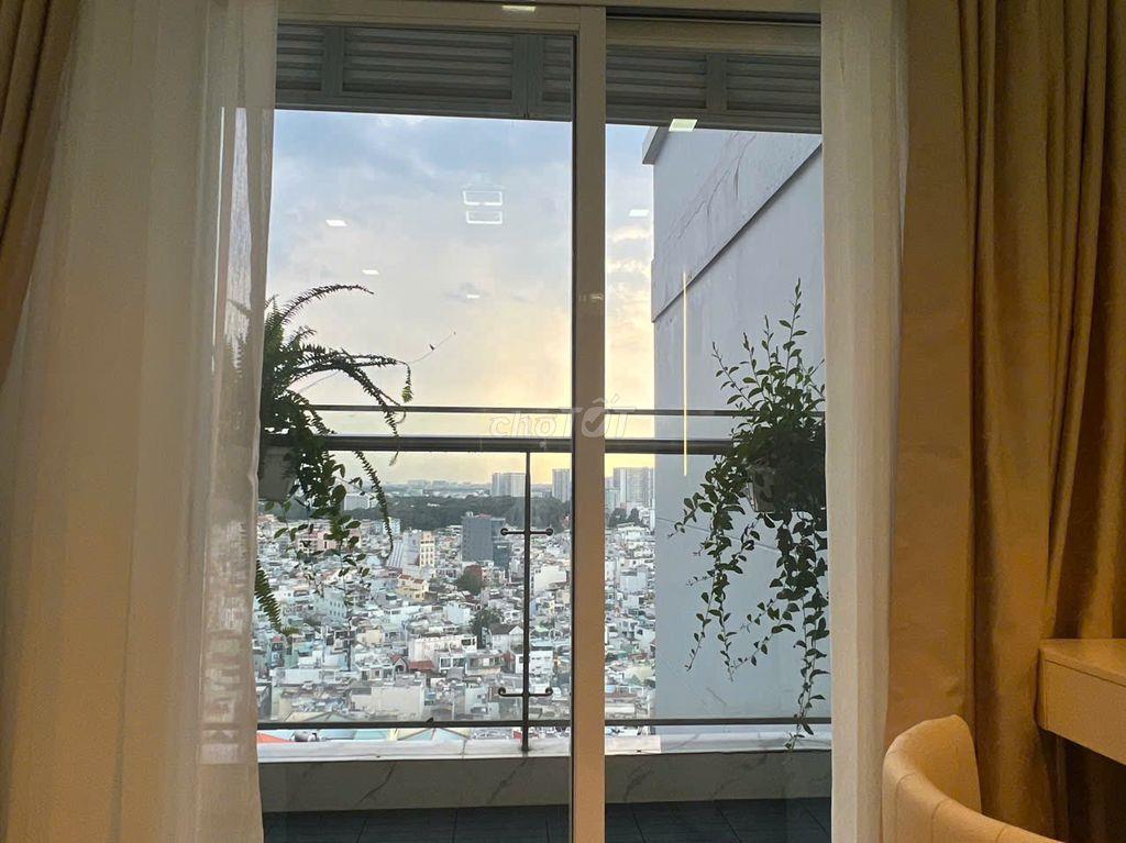 Bán chung cư Lữ Gia, Quận 11, penthouse 180m2, 4PN, 9 tỷ, sổ hồng 