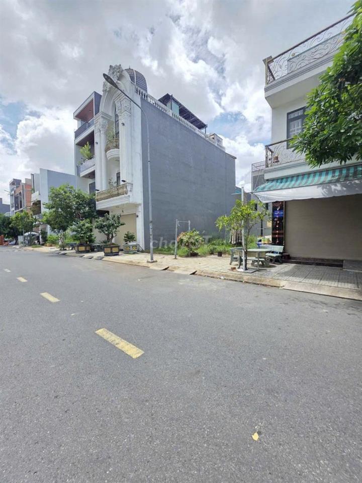 BÁN ĐẤT KHU DÂN CƯ HIỆN HỮU GẦN BẾN XE QUẬN 8