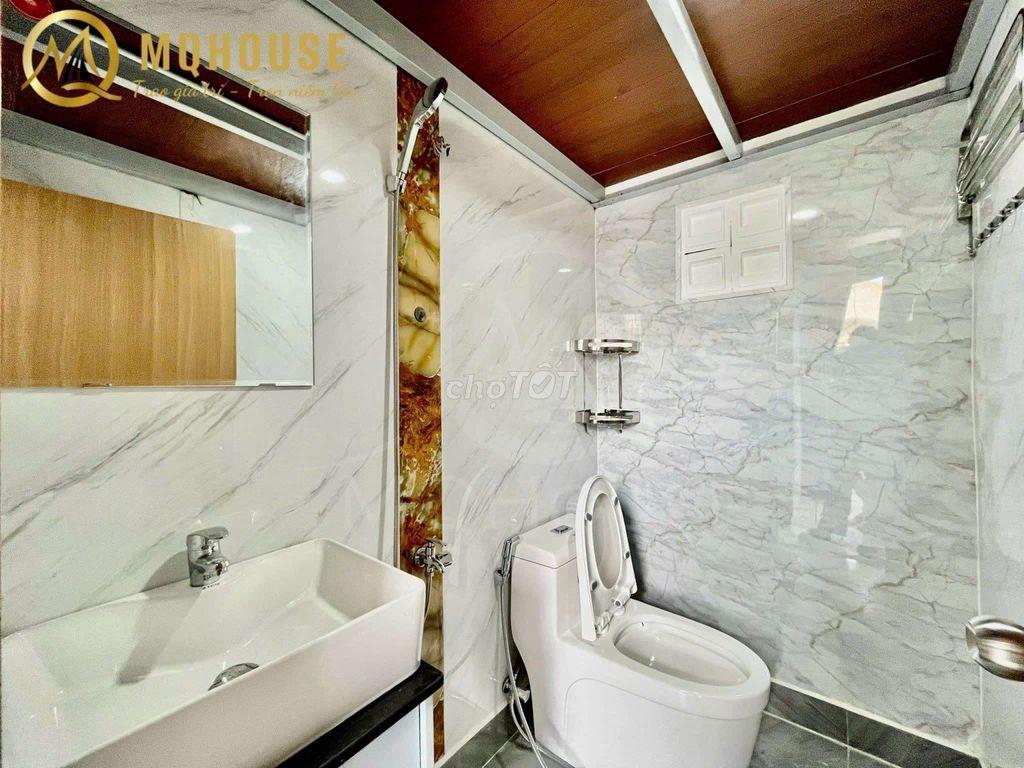 mình pass trọ giá 5tr4 hiện có 2 người ở share 3 mỗi người 1tr8 nha.