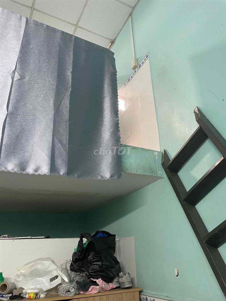 Tìm bạn ở ghép