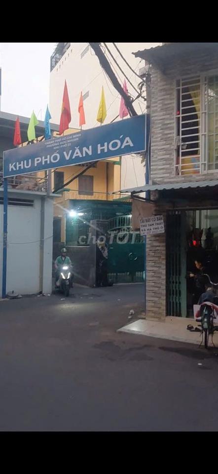 Cần bán nhà mặt tiền chợ Ga