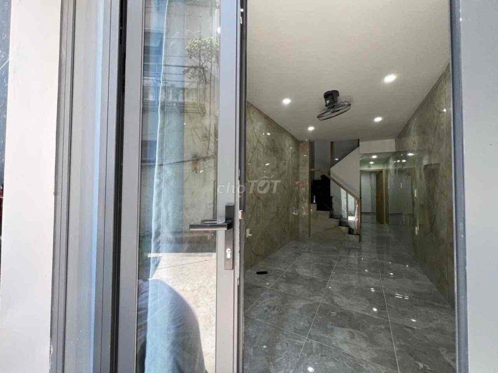 bán nhà gấp phan đình phùng.giá 4.5 tỷ