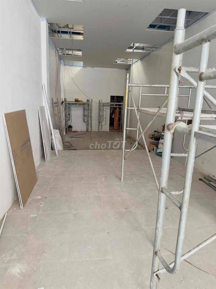 Nguyên Căn Mặt Tiền Nguyễn Trọng Tuyển Ngay Học viện Hàng Không
