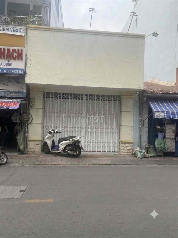 Nguyên Căn Mặt Tiền Nguyễn Trọng Tuyển Ngay Học viện Hàng Không