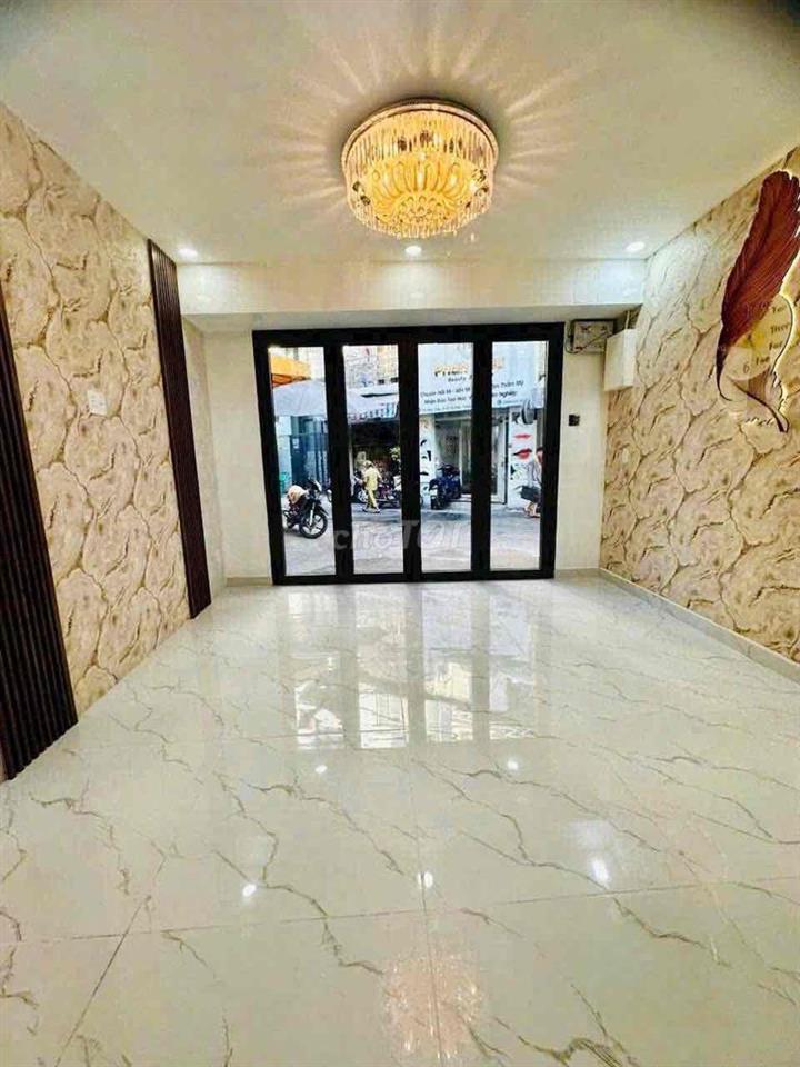 cho thuê nhà mặt đường duy tân quận phú nhuận