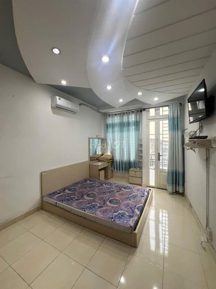 Nhà 5 tầng cho thuê - Phú Nhuận - Đầy đủ nội thất
