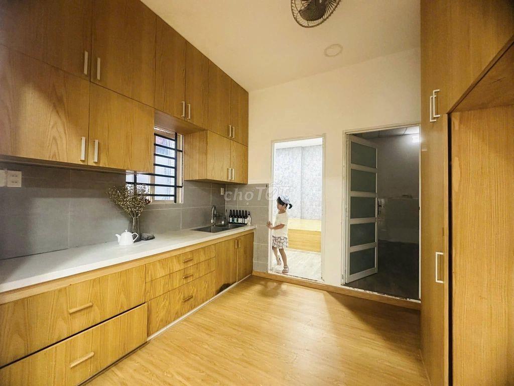 ĐẦU TƯ LỜI NGAY NHÀ 64M²GẦN ĐH NGUYỄN TẤT THÀNH SẮP RA MẶT TIỀN