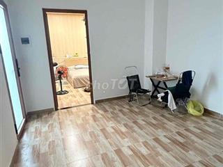 căn hộ dịch vụ- 1 phòng ngủ, 1 phòng khách PHÒNG MỚI XÂY