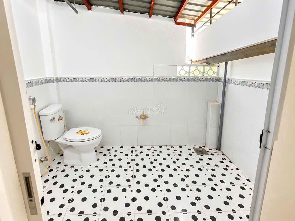 Nhà NC Nguyễn Thượng Hiền 4x8m 1  Trệt 1  Lầu 2 Phòng Ngủ