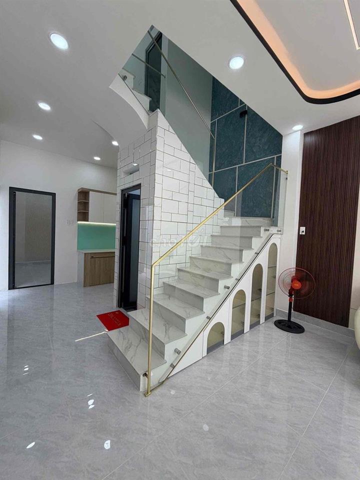 4,04m x 11,5m ( nở hậu 4.12m) 👉Nhà: 1 trệt 1 lầu O🌙9🌿3🍀3🌸3🦋3🌼2🍃2🌪️8☀️3
