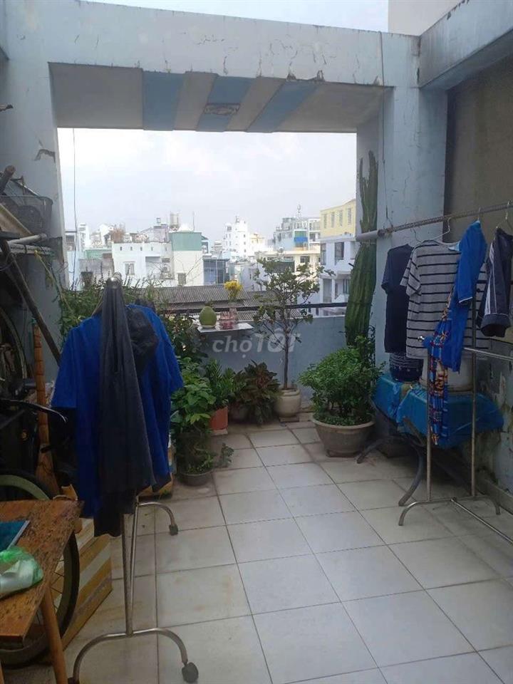 Bán gấp nhà mặt tiền Phạm Văn Chí giá thương lượng