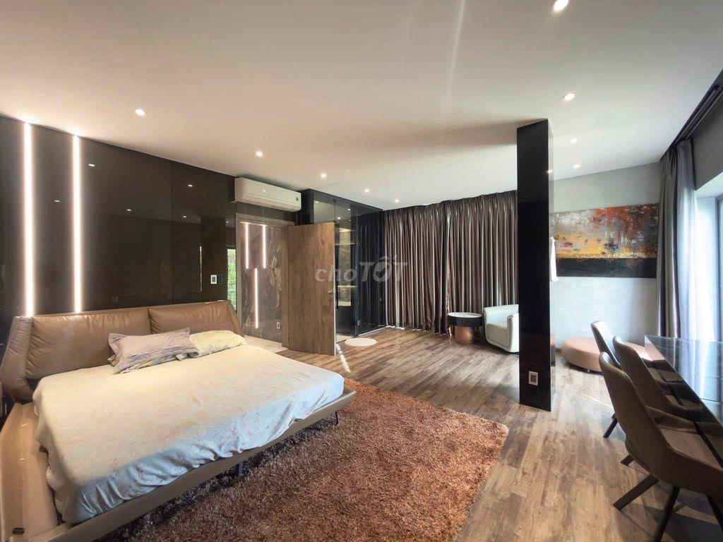 Biệt thự đã đẹp,vị trí còn đẹp hơn
