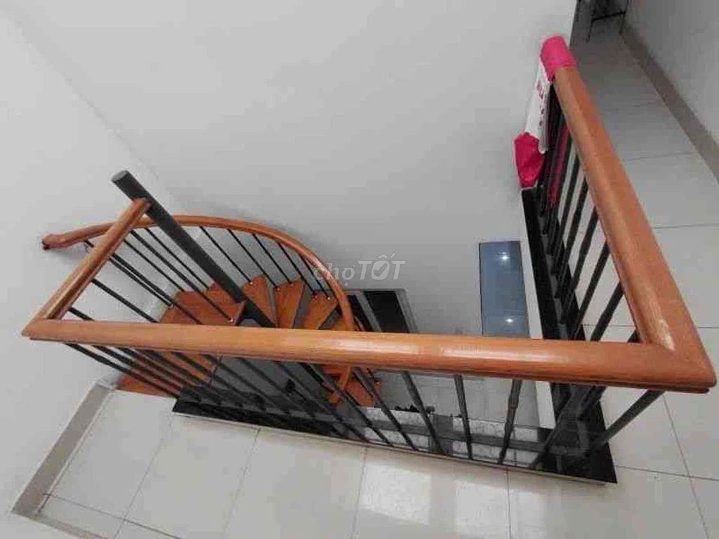 MẶT TIỀN DIỆN TÍCH KHỦNG 84 M2- 4 x22 - 6 PN - SÁT CHỢ BÀ HOA - KHU BÀ