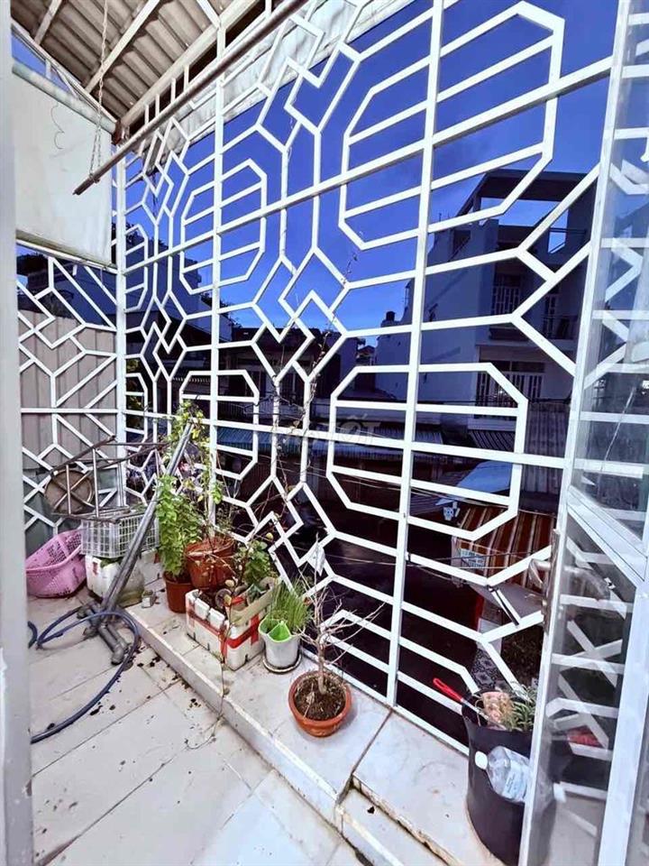 NHÀ 3 TẦNG TÂN BÌNH - HẺM 8M THÔNG 3,8 x 13,2 - LÝ THƯỜNG KIỆT - NHỈNH