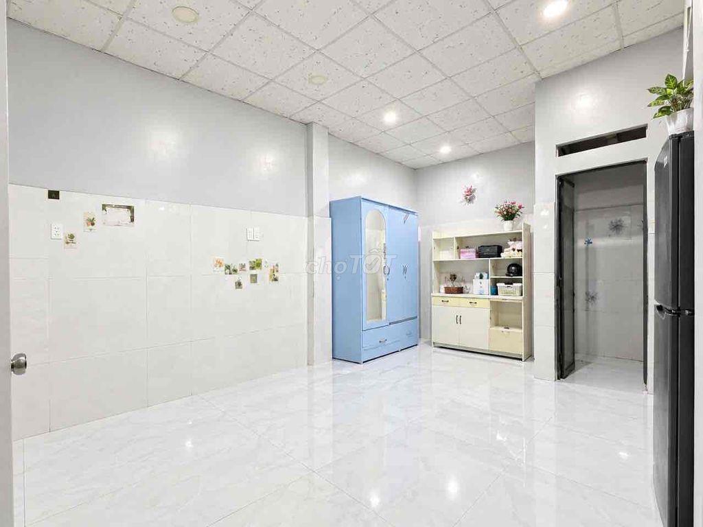 NHÀ 3 TẦNG TÂN BÌNH - HẺM 8M THÔNG 3,8 x 13,2 - LÝ THƯỜNG KIỆT - NHỈNH