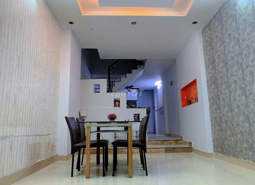 Cho thuê nhà 4 phòng ngủ – Quận Tân Bình