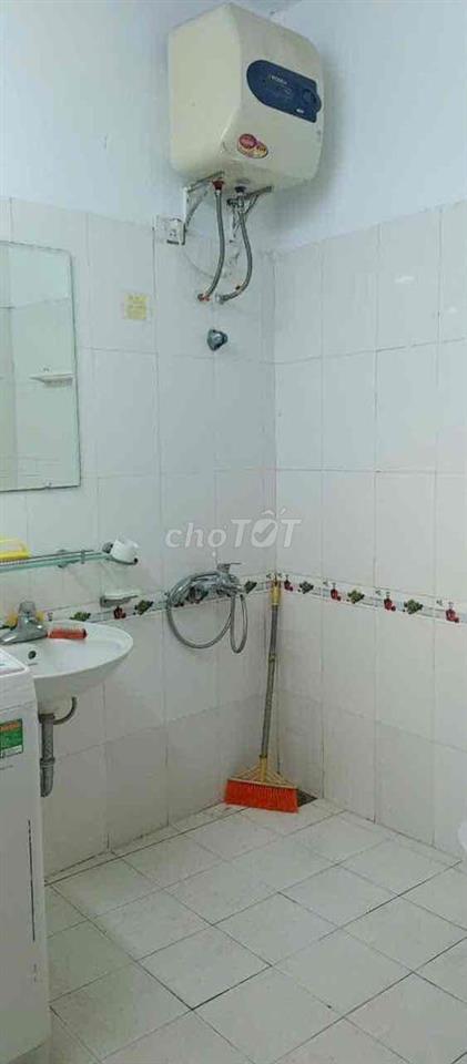 Chính chủ cho thuê tầng 1 ở nhà riêng ngõ 639 Hoàng Hoa Thám, không qu