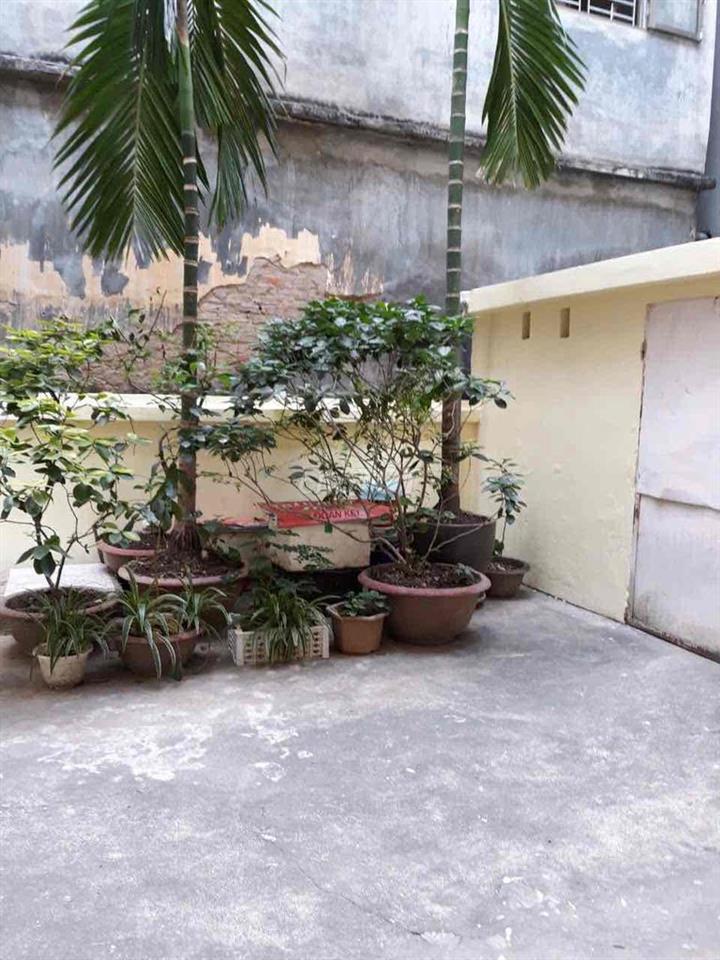Chính chủ cho thuê tầng 1 ở nhà riêng ngõ 639 Hoàng Hoa Thám, không qu