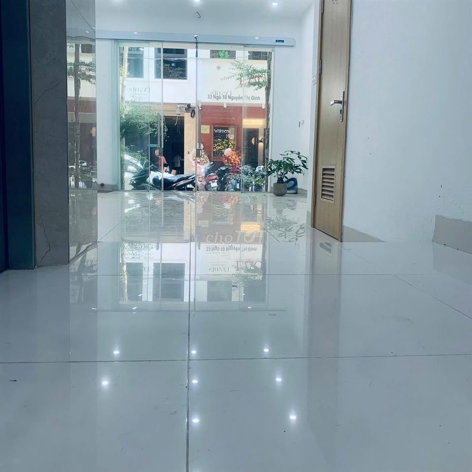 Chính Chủ Cho Thuê Mặt Bằng Kinh Doanh/Văn Phòng - Nguyễn Thị Định. 
