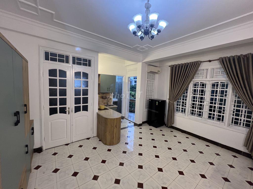 Ngõ 41 phố Vọng cách Bách Kinh Xây 500m cho thuê căn hộ khép kín 1N1K