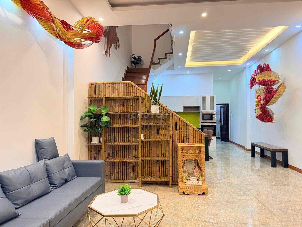 cho thuê nhà mặt tiền, gần biển