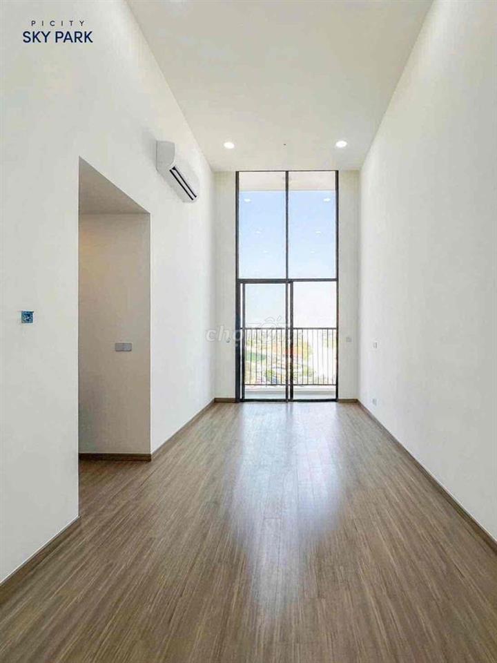 Sky Park Hi Ceiling trần cao 5,3m 2PN 1WC full nội thất