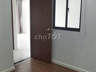 Cho thuê GẤP 2PN 5.5tr cụm Bcosn City
