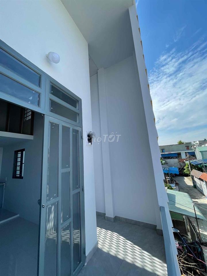 Hẻm Oto có mặt tiền kinh doanh và 3 phòng cho thuê
